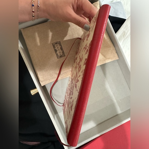Gucci Notebook - Picture 10 of 14